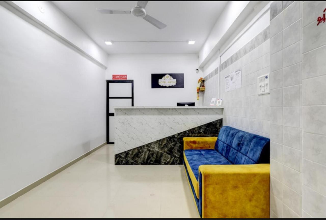 Hotel Nexus Surate Extérieur photo